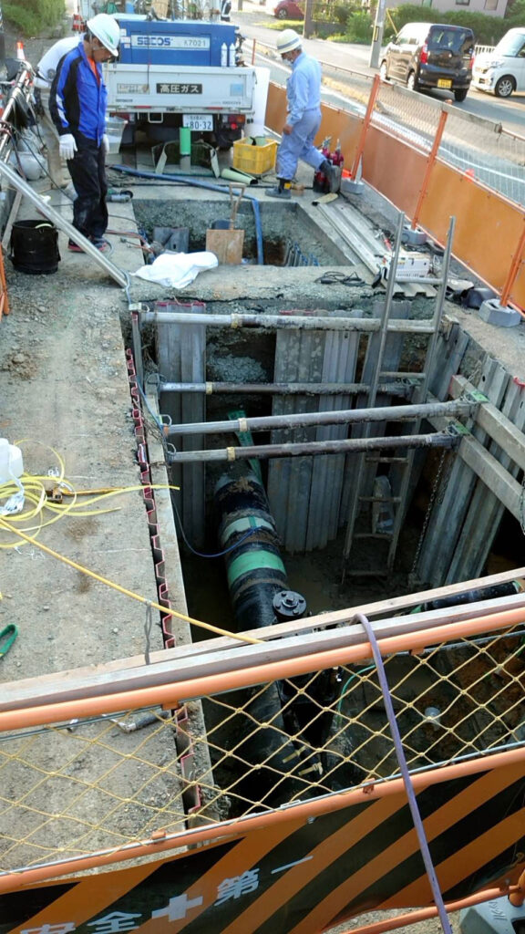 ガス管布設工事